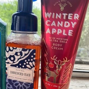 Bath and body works bundle Christmas